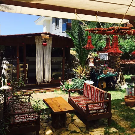 Ada 住宿加早餐酒店 2*