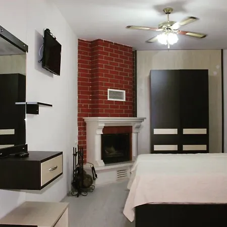 住宿加早餐酒店 Ada Çeşme