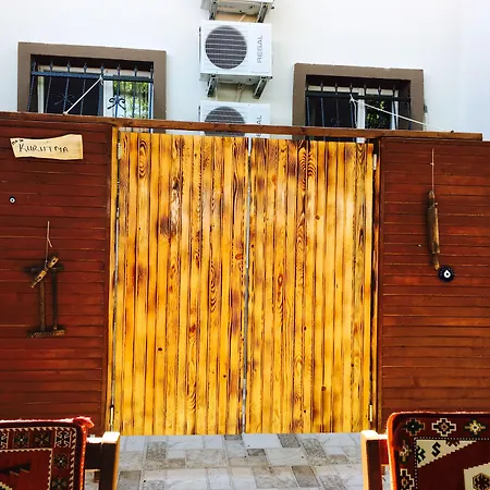 Ada 住宿加早餐酒店 Çeşme