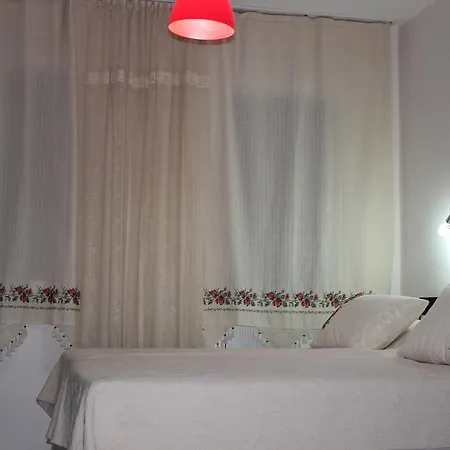 Ada 住宿加早餐酒店 Çeşme