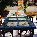 Ada Bed and Breakfast